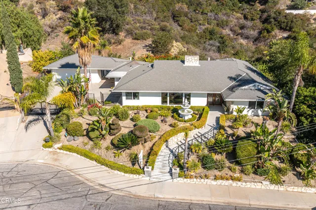 $1,999,975 | 2460 Las Positas Road, Glendale, CA 91208