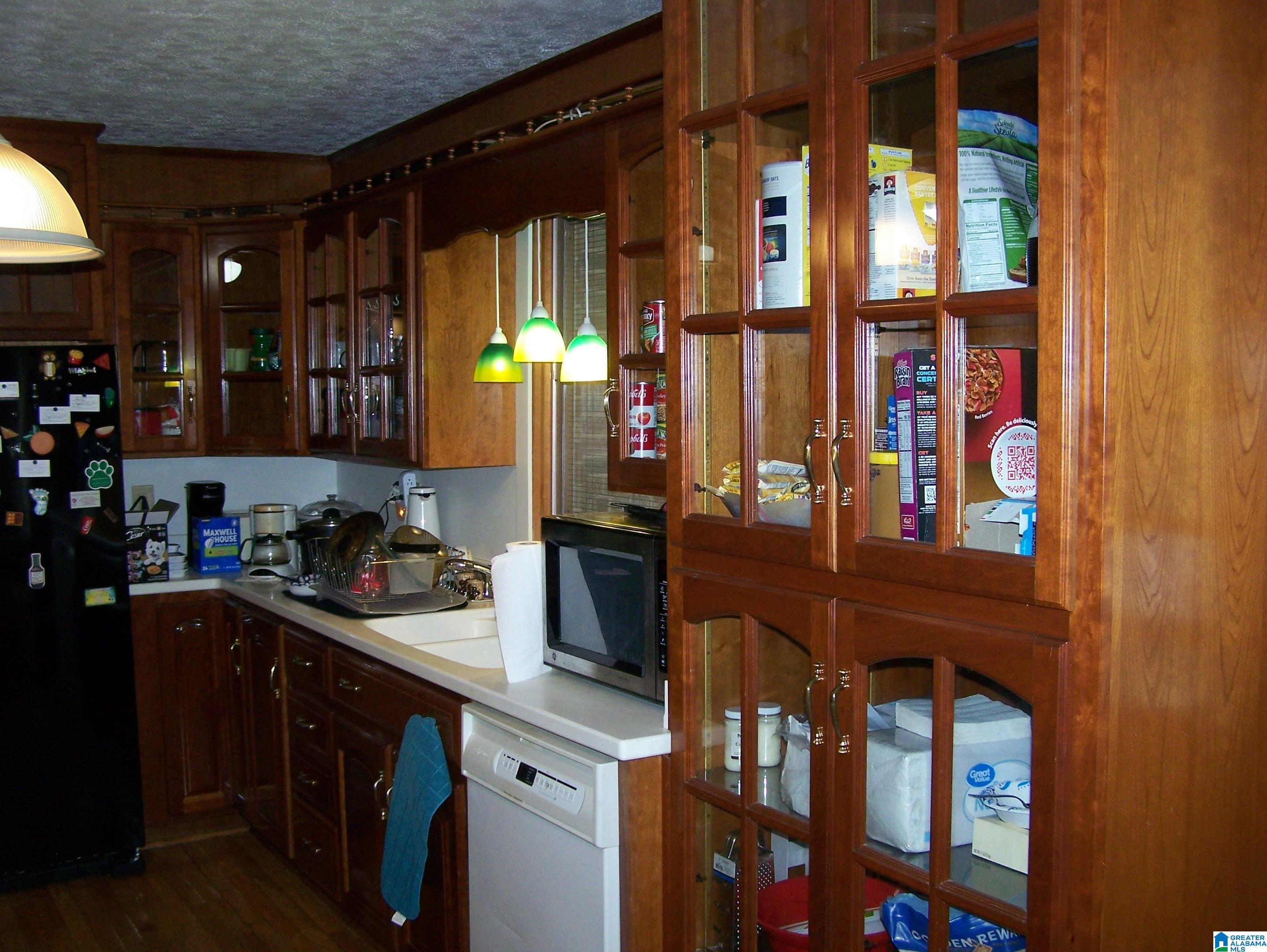 400 Williams Avenue Rainbow City, AL 35906 - Photo 6 of 47
