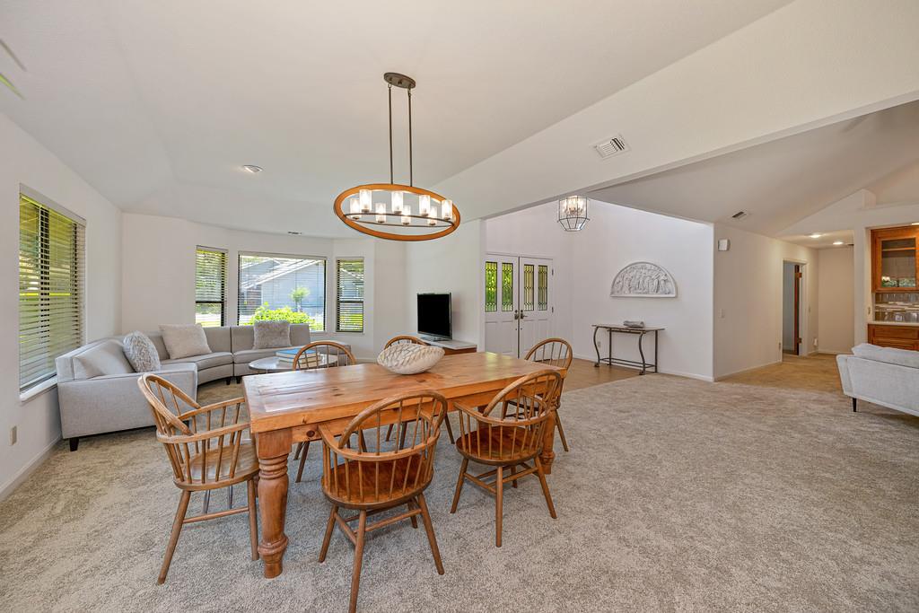6400 Lago Circle Rancho Murieta, CA 95683 - Photo 9 of 60