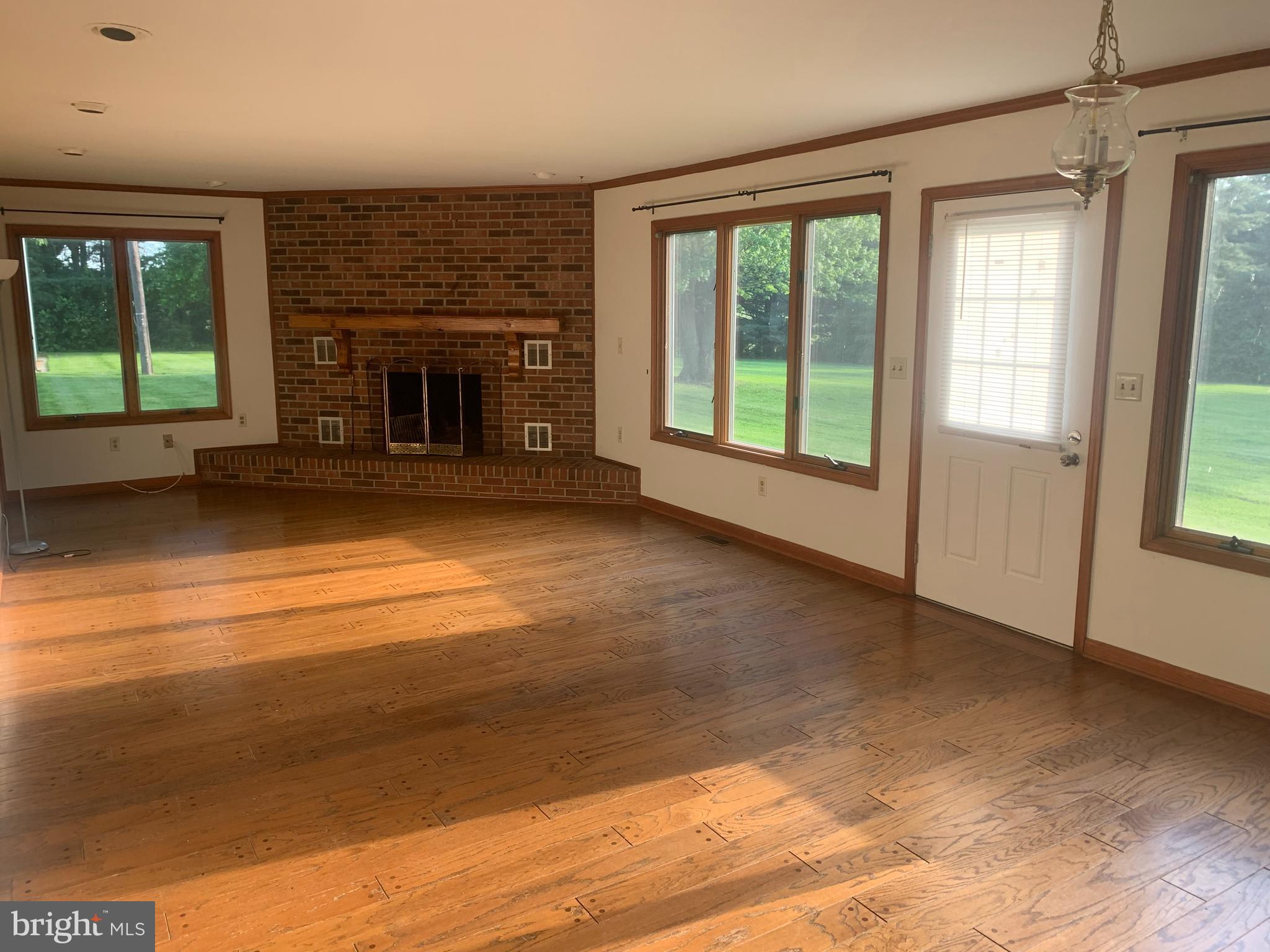 201 Barnhart Road Westminster, MD 21158 - Photo 4 of 18
