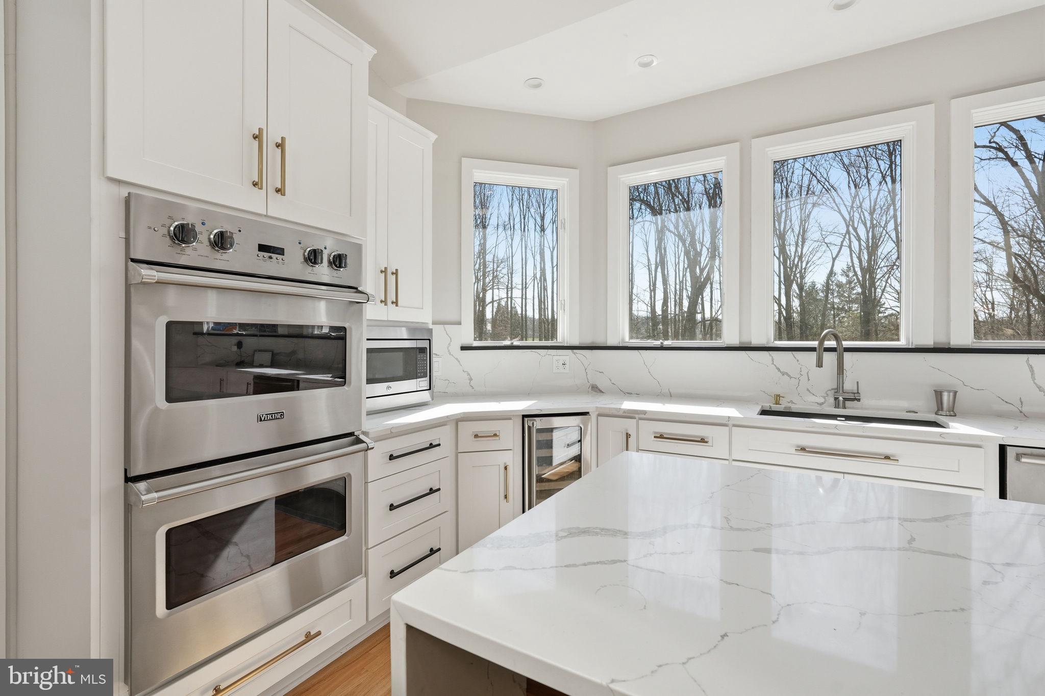 310 Springvale Road Great Falls, VA 22066 - Photo 14 of 68