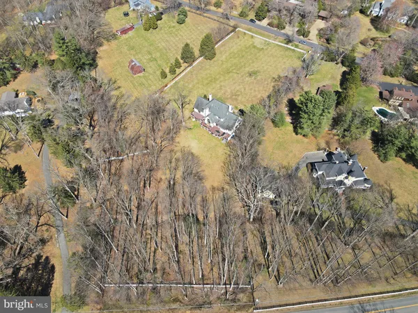 $2,899,000 | 310 Springvale Road, Great Falls, VA 22066