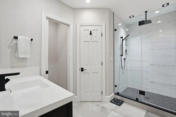 $2,899,000 | 310 Springvale Road, Great Falls, VA 22066