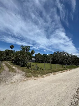 $350,000 | 850 Menton Road, Pierson, FL 32180