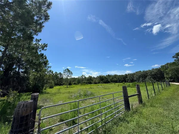 $350,000 | 850 Menton Road, Pierson, FL 32180