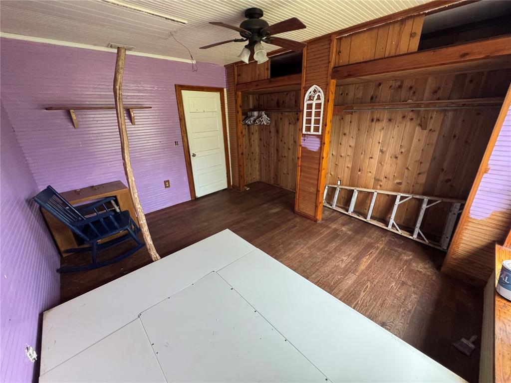 850 Menton Road Pierson, FL 32180 - Photo 9 of 35 a view of an entryway with wooden floor
