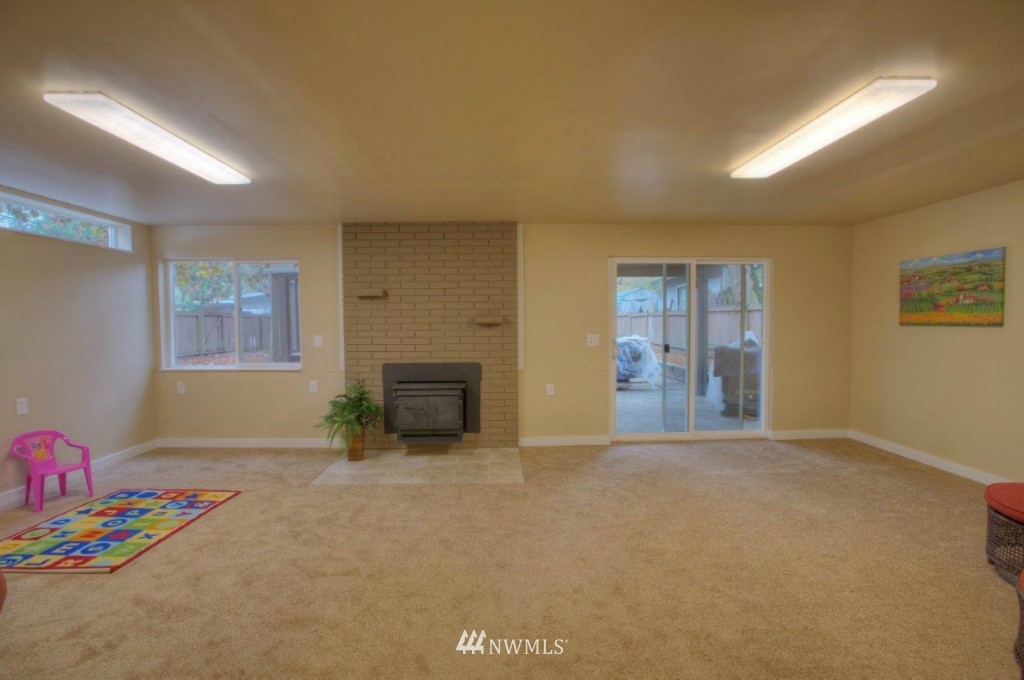 13209 3rd Place Southwest Burien, WA 98146 - Photo 11 of 15 Gallery Image 11