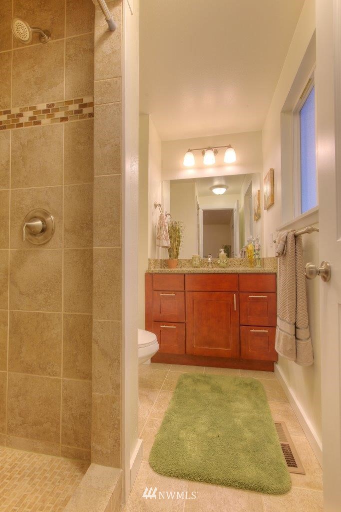13209 3rd Place Southwest Burien, WA 98146 - Photo 10 of 15 Gallery Image 10