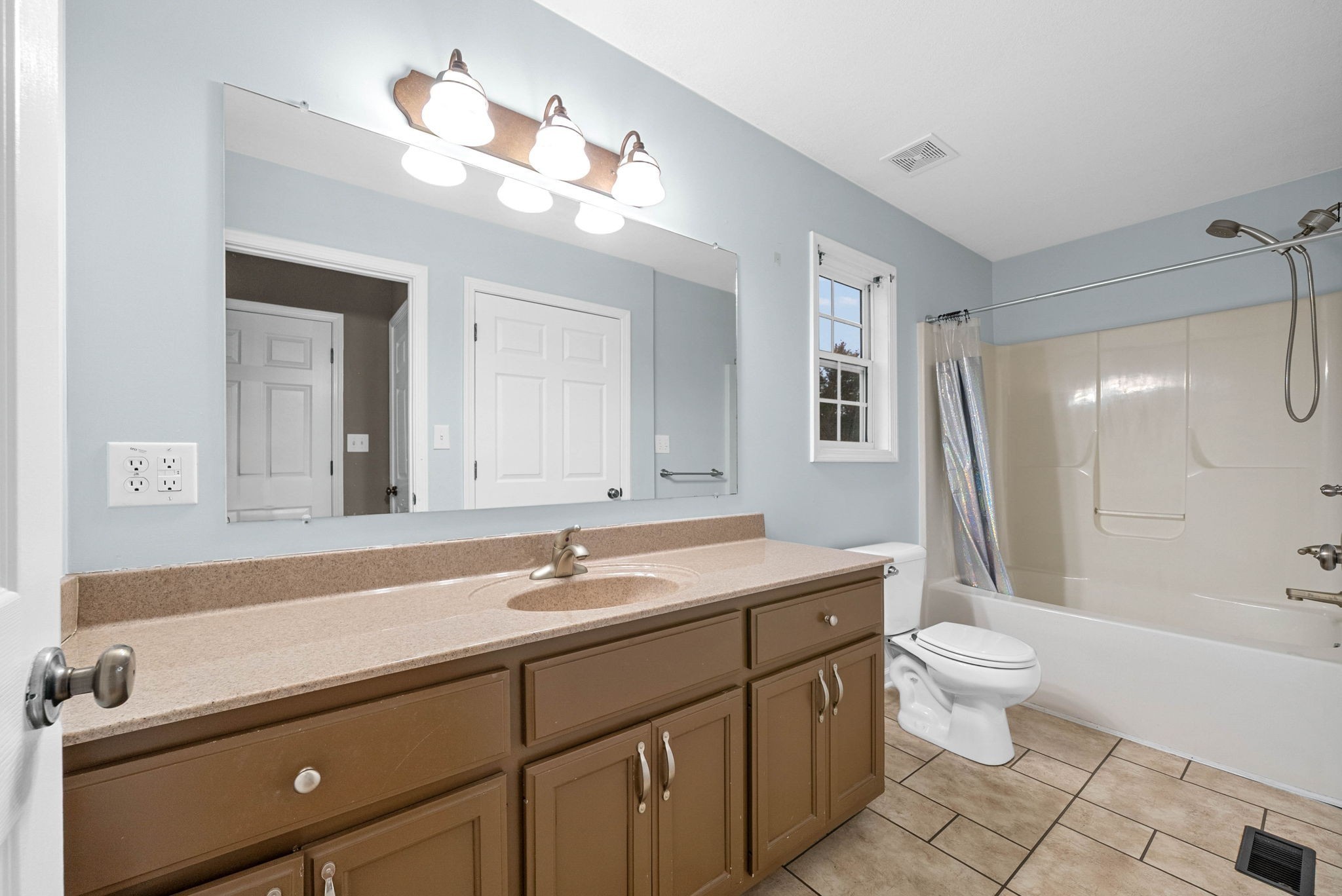 229 Cheshire Road Clarksville, TN 37043 - Photo 31 of 59