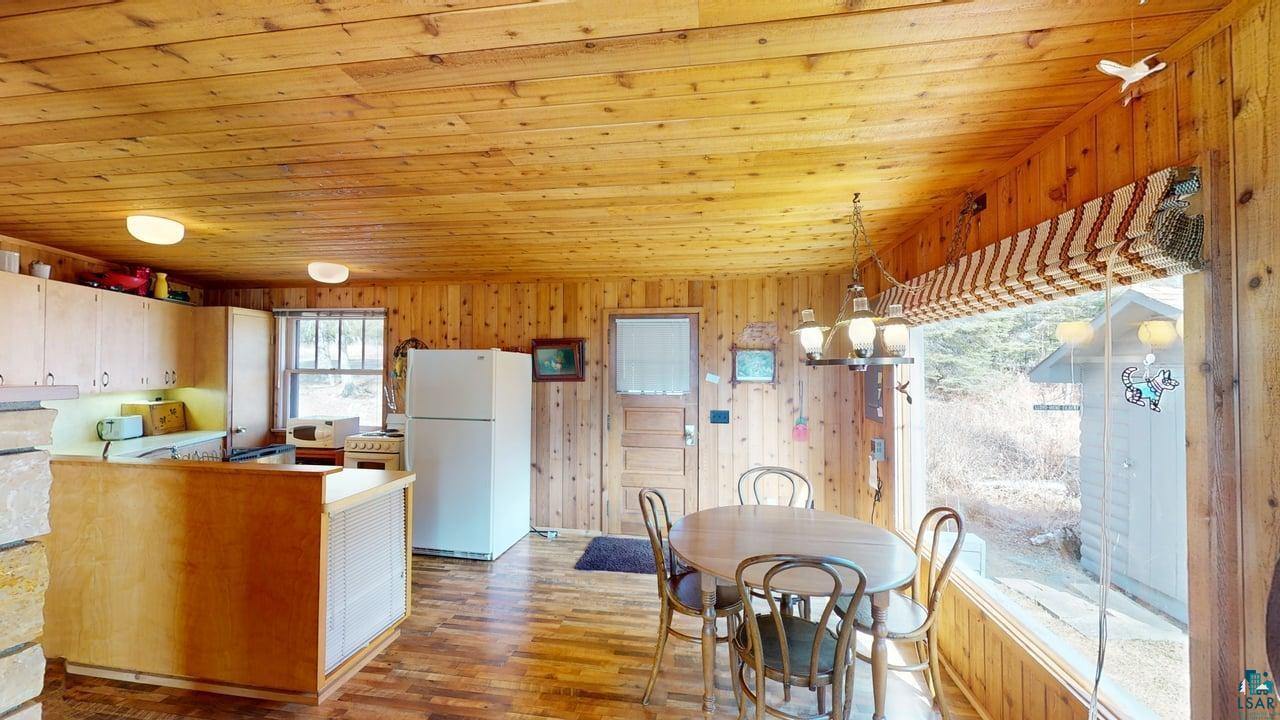4526 Cascade Beach Road Lutsen, MN 55612 - Photo 18 of 52