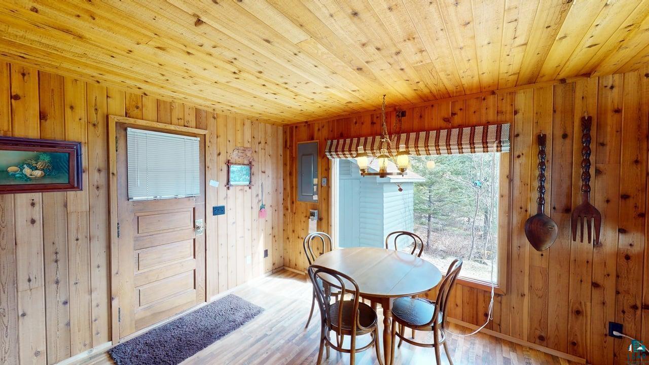 4526 Cascade Beach Road Lutsen, MN 55612 - Photo 22 of 52