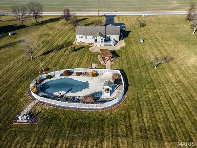 $379,900 | 5532 Moro Road, Moro, IL 62067