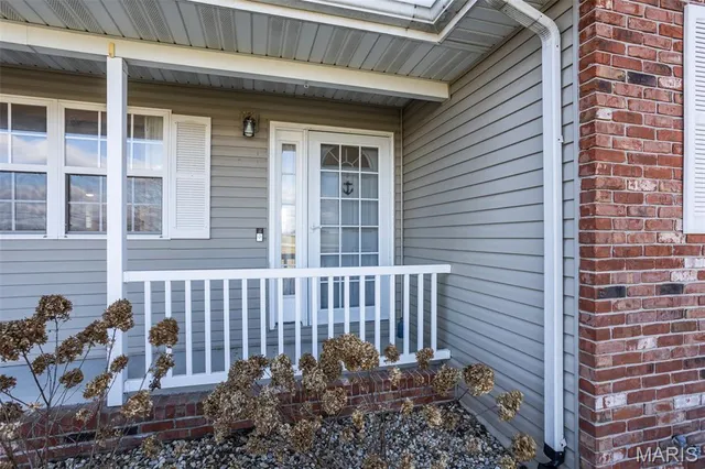 $379,900 | 5532 Moro Road, Moro, IL 62067