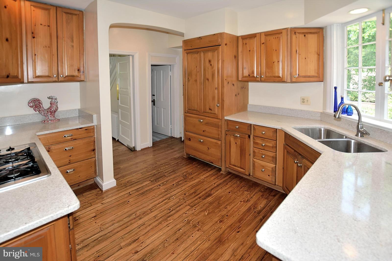 9001 Jones Mill Road Chevy Chase, MD 20815 - Photo 4 of 30 Kitchen