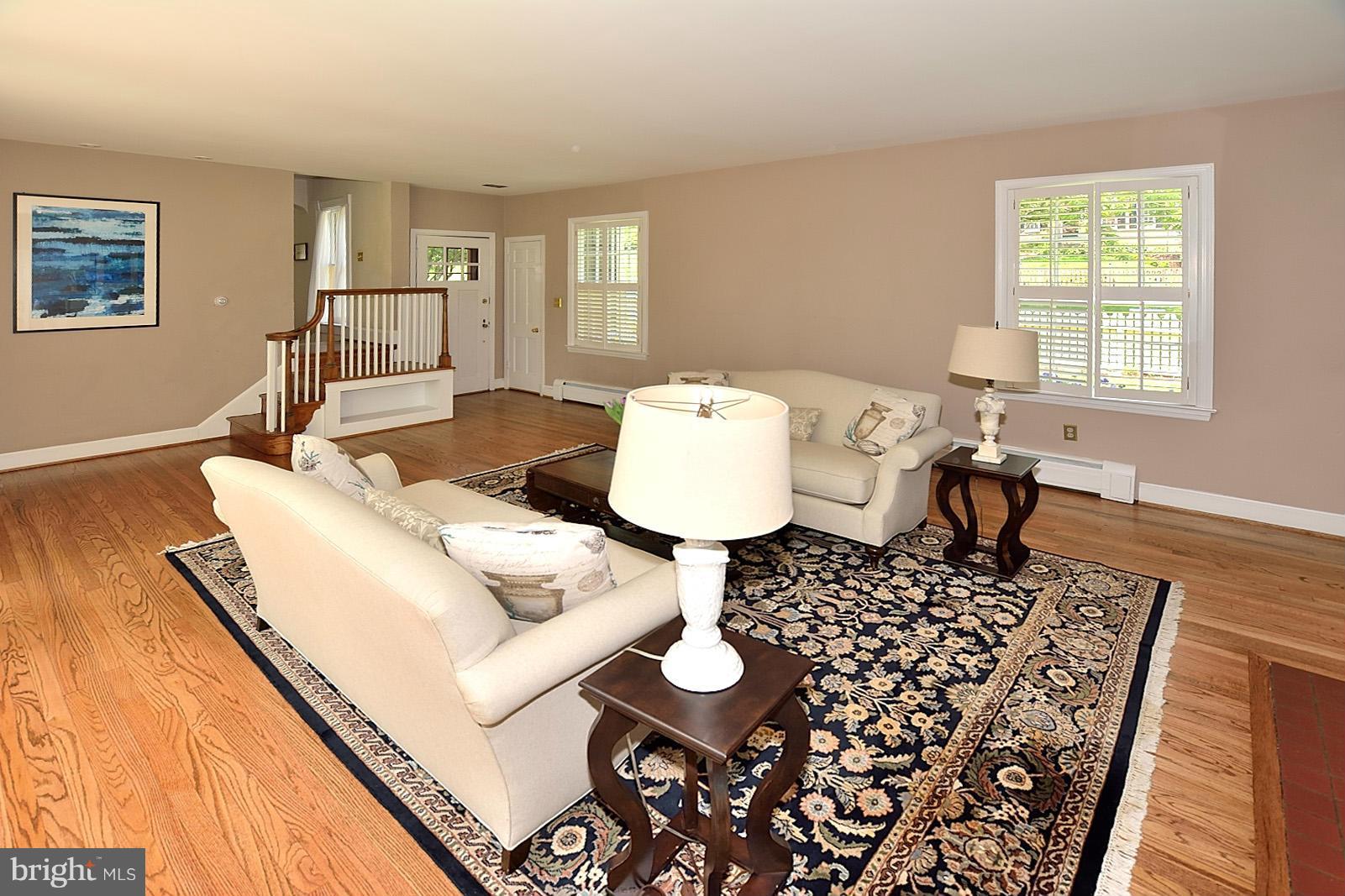 9001 Jones Mill Road Chevy Chase, MD 20815 - Photo 7 of 30 Living Room