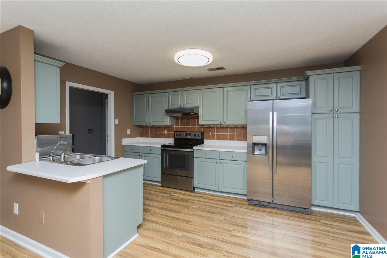 110 Cambridge Pointe Circle Alabaster, AL 35007 - Photo 19 of 32