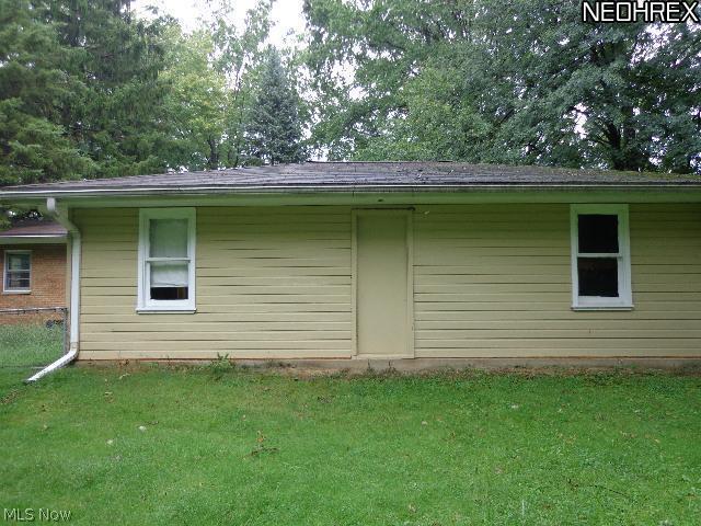 8482 Oberlin Road Elyria, OH 44035 - Photo 3 of 15 Gallery Image 3