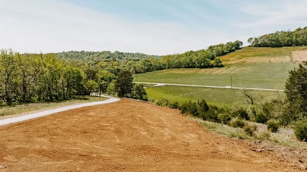 $325,000 | 2970 Springplace Road, Belfast, TN 37019