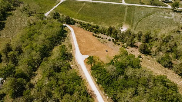 $325,000 | 2970 Springplace Road, Belfast, TN 37019