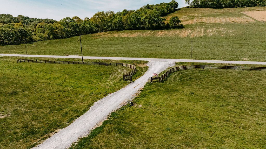 2970 Springplace Road Belfast, TN 37019 - Photo 30 of 40