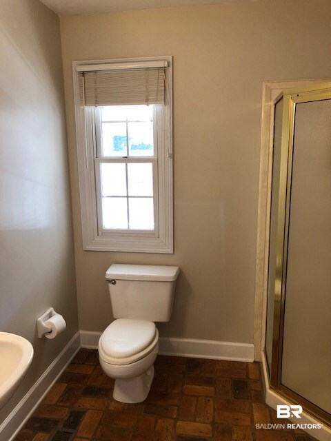 509 Church Avenue Daphne, AL 36526 - Photo 8 of 28 Bathroom