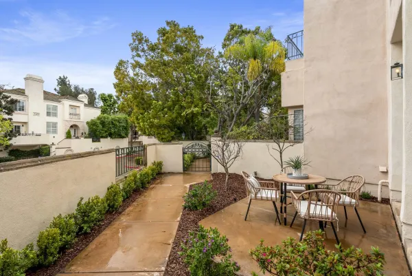 $1,425,000 | 5123 Renaissance Avenue, Unit C, San Diego, CA 92122