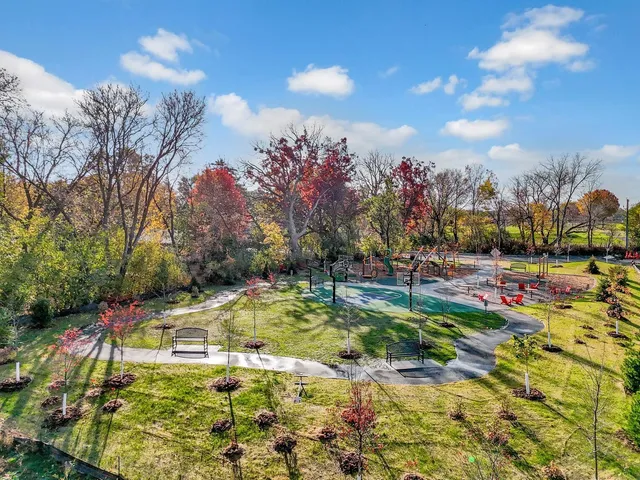 $279,000 | 2380 Laurie Court West, St. Paul, MN 55113