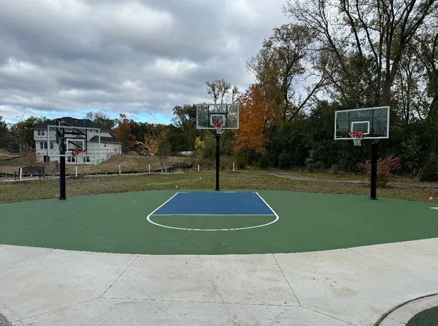 $279,000 | 2380 Laurie Court West, St. Paul, MN 55113