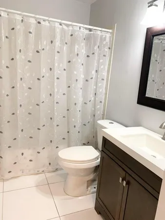 $2,700 | 1801 Sabal Ridge Court, Unit E, Palm Beach Gardens, FL 33418