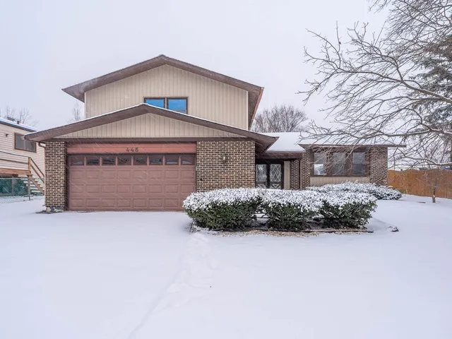 $289,900 | 446 Galahad Road, Bolingbrook, IL 60440