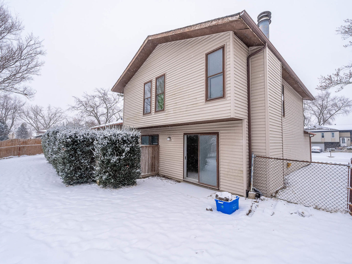 446 Galahad Road Bolingbrook, IL 60440 - Photo 20 of 20 a view of outdoor space and yard