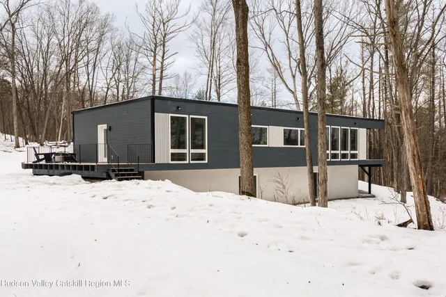 $1,275,000 | 120 Cauterskill Avenue, Catskill, NY 12414