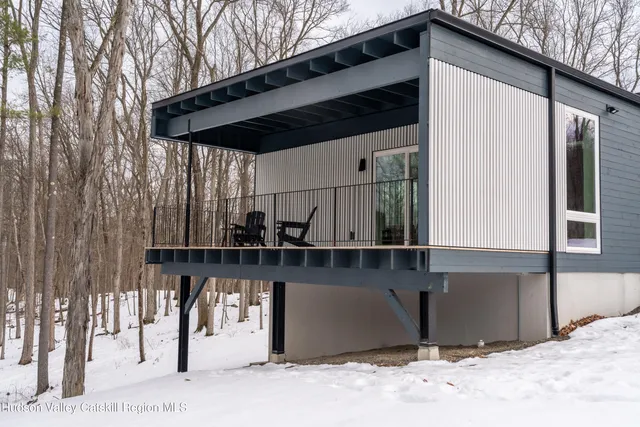 $1,275,000 | 120 Cauterskill Avenue, Catskill, NY 12414