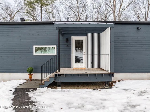 $1,275,000 | 120 Cauterskill Avenue, Catskill, NY 12414