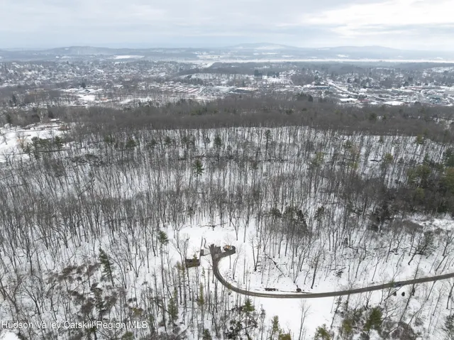 $1,275,000 | 120 Cauterskill Avenue, Catskill, NY 12414