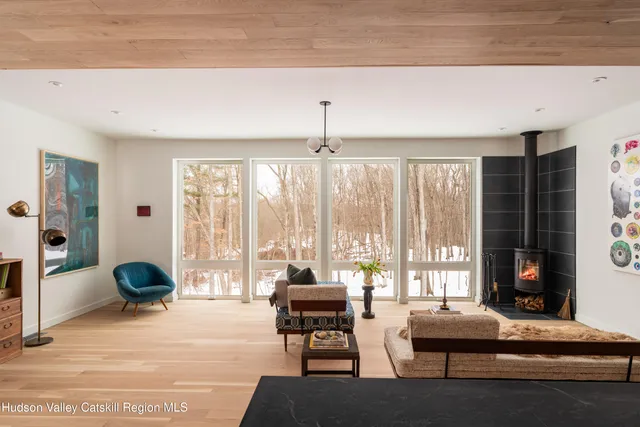 $1,275,000 | 120 Cauterskill Avenue, Catskill, NY 12414