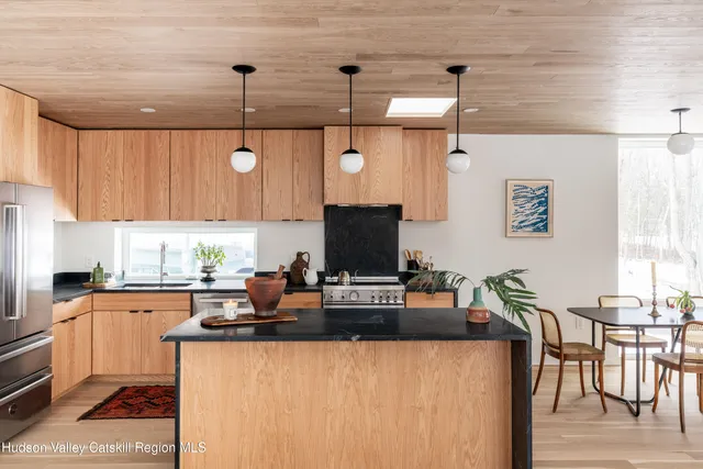 $1,275,000 | 120 Cauterskill Avenue, Catskill, NY 12414