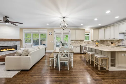$1,649,999 | 2288 North Berrys Chapel Road, Franklin, TN 37069