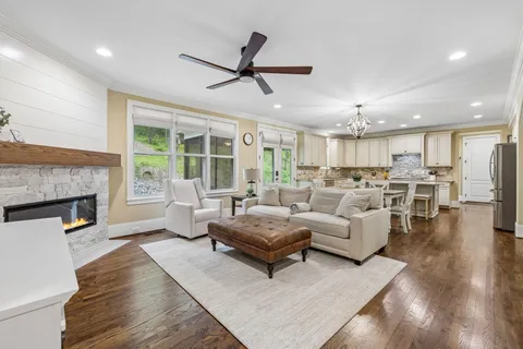 $1,649,999 | 2288 North Berrys Chapel Road, Franklin, TN 37069