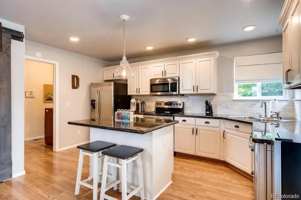$3,295 | 468 West Stellars Jay Drive, Highlands Ranch, CO 80129