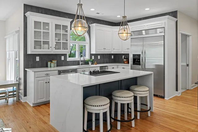 $2,195,000 | 209 Amethyst Way, Seneca, SC 29672