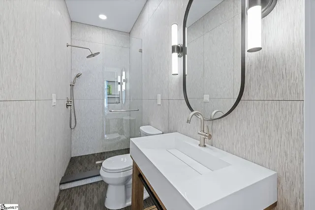 $2,195,000 | 209 Amethyst Way, Seneca, SC 29672