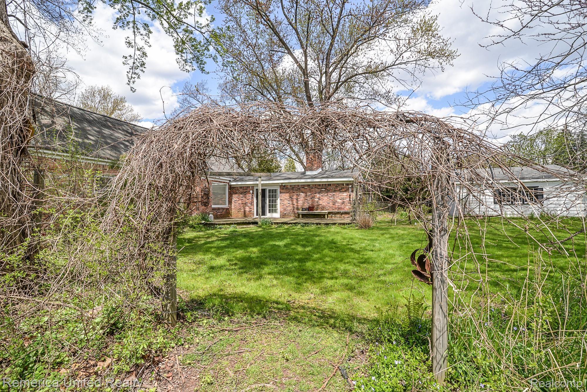 25660 Code Southfield, MI 48033 - Photo 59 of 60 DSC_8307.jpg