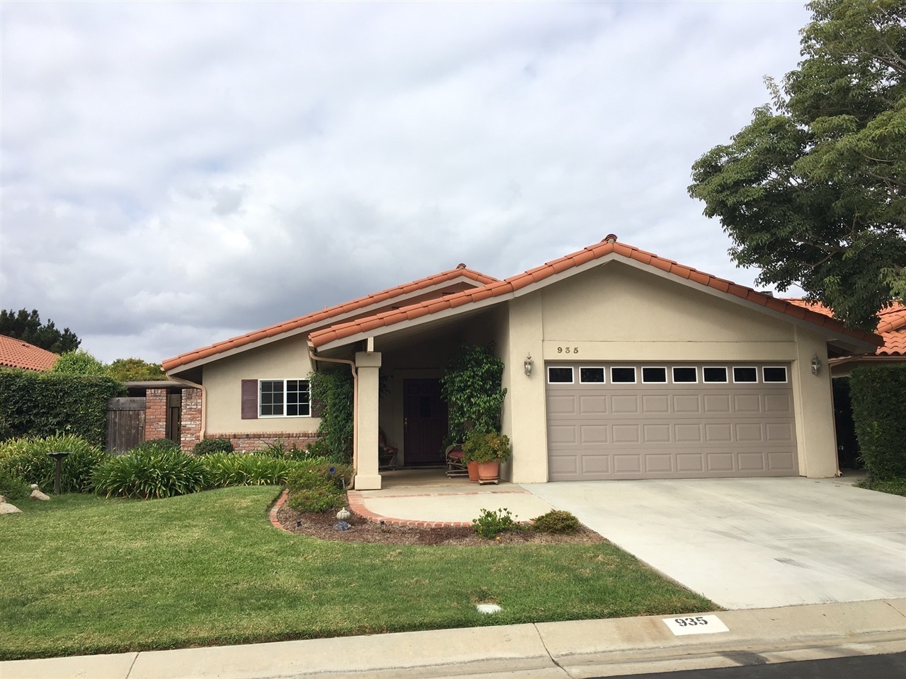 935 Crescent Bend Fallbrook, CA 92028 - Photo 1 of 25 Lifestyle living at its Best!