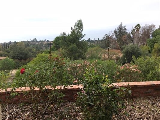 935 Crescent Bend Fallbrook, CA 92028 - Photo 17 of 25 Views are great from the home as well as on patios.