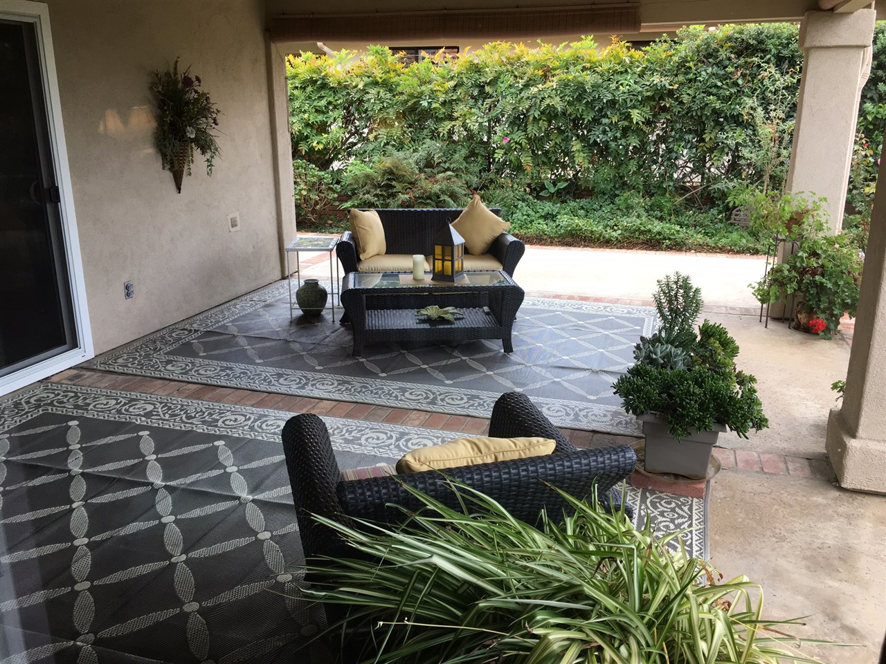 935 Crescent Bend Fallbrook, CA 92028 - Photo 7 of 25 Large rear patio off the Great Room and also accessed by the Master Bedroom. VIEWS...