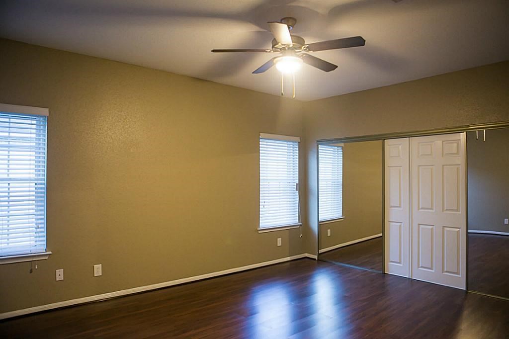 6000 Reims Road, Unit 3403 Houston, TX 77036 - Photo 14 of 17 Second bedroom
