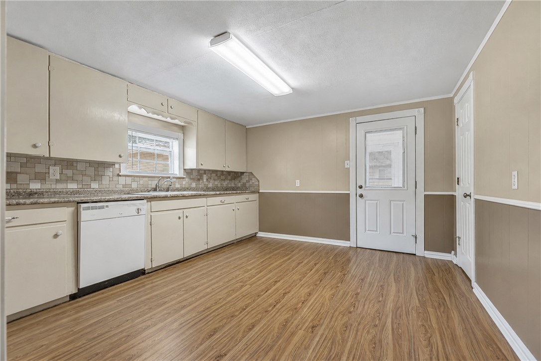 107 Sulphur Springs Road Bryan, TX 77801 - Photo 15 of 23 Gallery Image 15