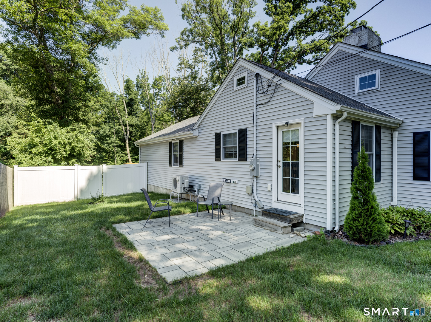 52 Whitney Road Columbia, CT 06237 - Photo 4 of 40