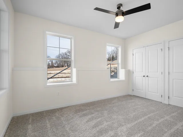 $629,900 | 216 Lakeview Circle, Beaver Dam, WI 53916